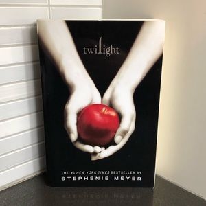 🧛 Twilight by Stephanie Meyer